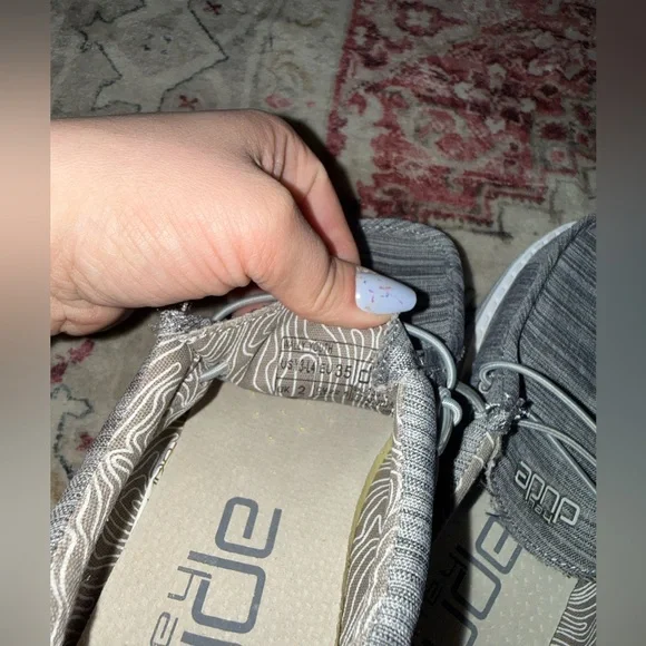 Kids Hey Dude Wally Youth Linen Gray Stone White Shoe Sz Y3-L4 Like New - Picture 4 of 10